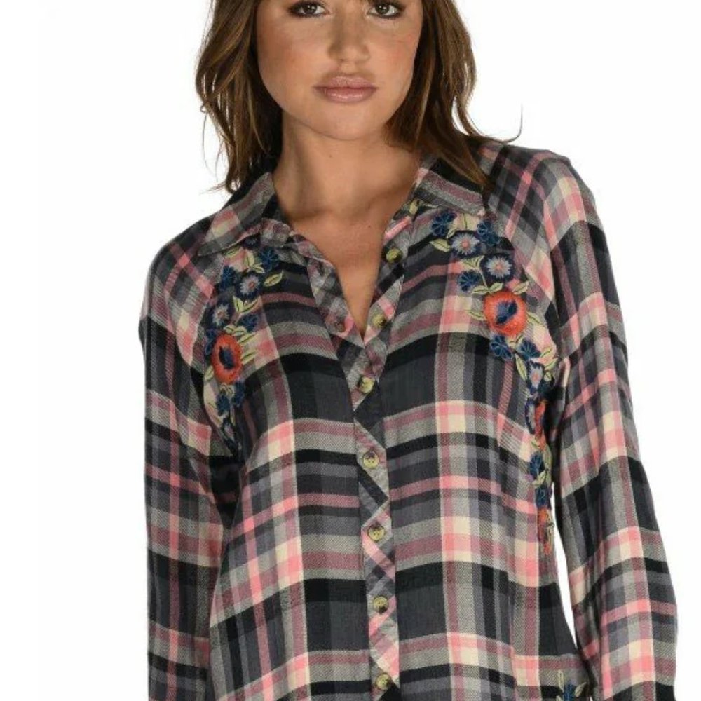 Tolani Estrella Aqua Gold Embroidered Button Down S